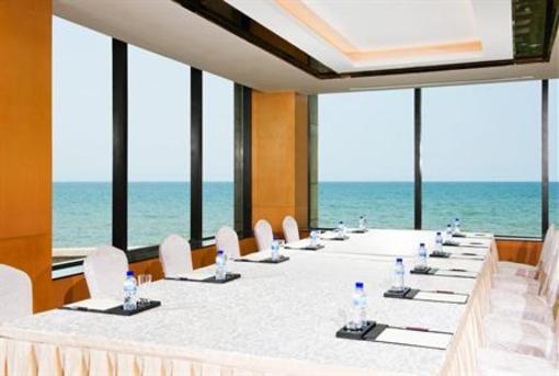 фото отеля Sheraton Yantai Golden Beach Resort