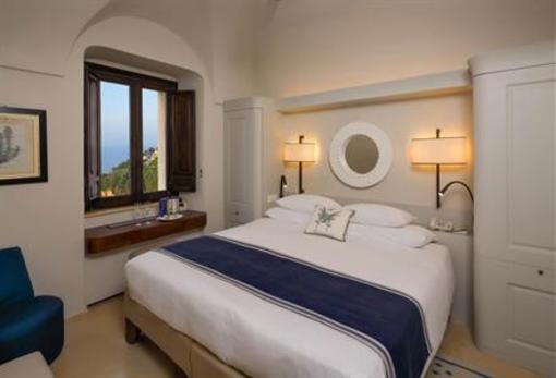 фото отеля Monastero Santa Rosa Hotel & Spa