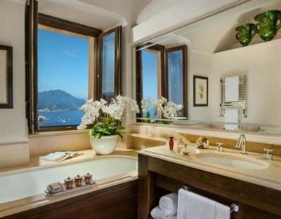 фото отеля Monastero Santa Rosa Hotel & Spa