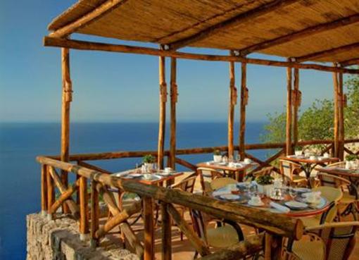 фото отеля Monastero Santa Rosa Hotel & Spa