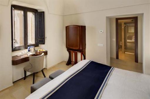 фото отеля Monastero Santa Rosa Hotel & Spa