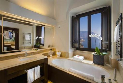 фото отеля Monastero Santa Rosa Hotel & Spa