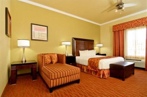 фото отеля BEST WESTERN PLUS Christopher Inn & Suites