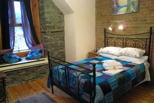 фото отеля University Bed & Breakfast
