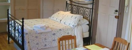 фото отеля University Bed & Breakfast
