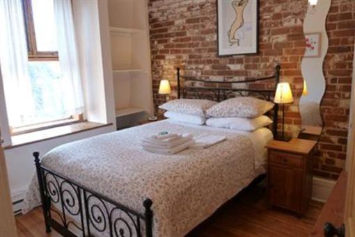 фото отеля University Bed & Breakfast