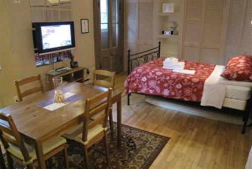 фото отеля University Bed & Breakfast