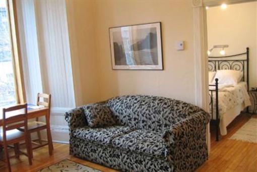 фото отеля University Bed & Breakfast
