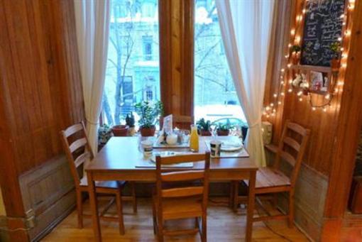фото отеля University Bed & Breakfast