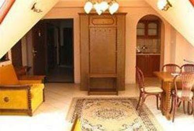 фото отеля Hotel Happy Apartments