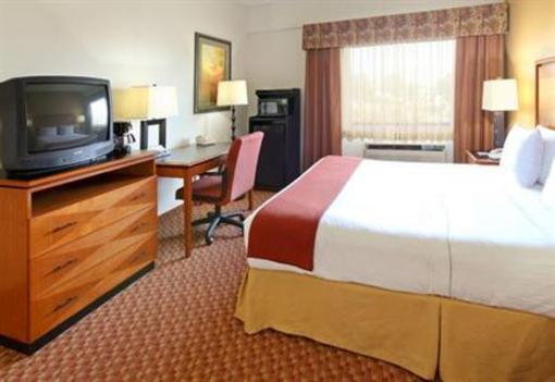 фото отеля Holiday Inn Express Branson - Green Mountain Drive