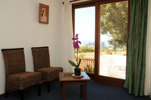 фото отеля Eagles Nest Guesthouse Cape Town