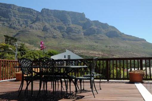 фото отеля Eagles Nest Guesthouse Cape Town