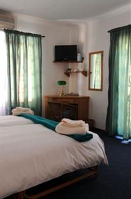 фото отеля Eagles Nest Guesthouse Cape Town