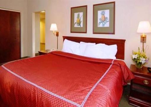 фото отеля Comfort Suites Commonwealth Jacksonville (Florida)