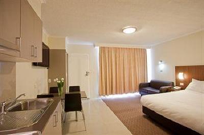 фото отеля BEST WESTERN Central Motel & Apartments