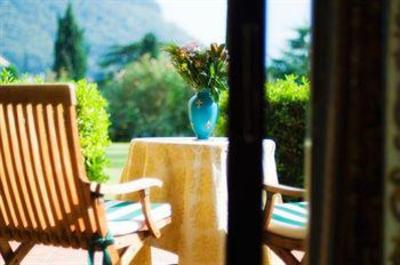 фото отеля Hotel Villa Madrina Garda