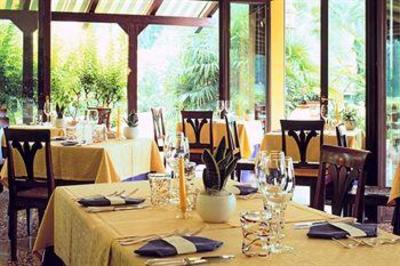 фото отеля Hotel Villa Madrina Garda