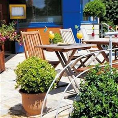 фото отеля Inter Hotel Alizea Saint-Saturnin