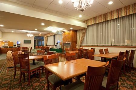 фото отеля Holiday Inn Express Hotel & Suites Hartford