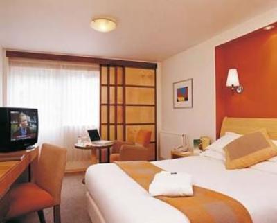 фото отеля Holiday Inn Swindon