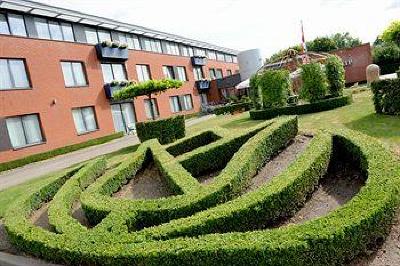 фото отеля Golden Tulip Hotel Zevenbergen