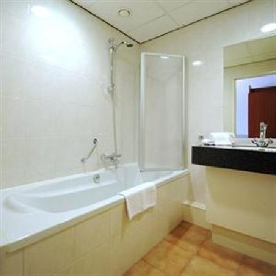 фото отеля Golden Tulip Hotel Zevenbergen