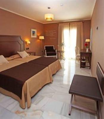 фото отеля Hotel La Fonda Benalmadena