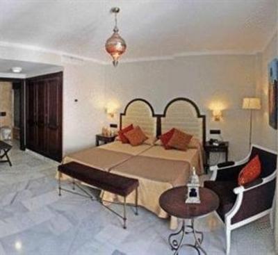 фото отеля Hotel La Fonda Benalmadena