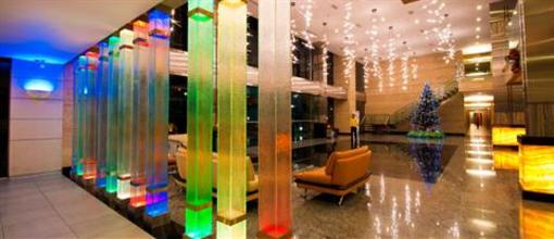 фото отеля FM7 Resort Hotel