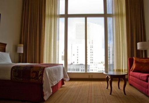 фото отеля Residence Inn Milwaukee Downtown