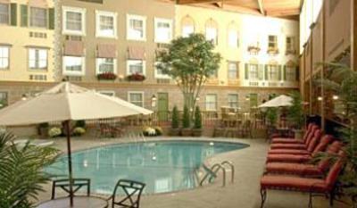 фото отеля BEST WESTERN White Bear Country Inn