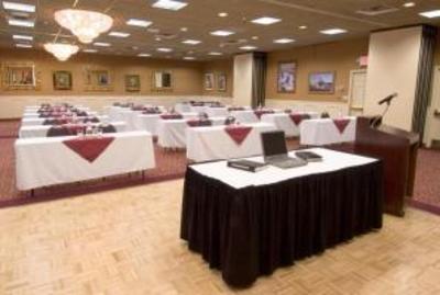 фото отеля BEST WESTERN White Bear Country Inn