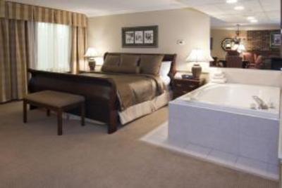 фото отеля BEST WESTERN White Bear Country Inn