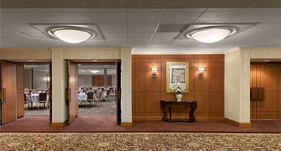 фото отеля Hilton Hotel Fairlawn Akron