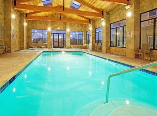 фото отеля Holiday Inn Express & Suites Salinas