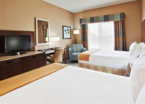 фото отеля Holiday Inn Express & Suites Salinas