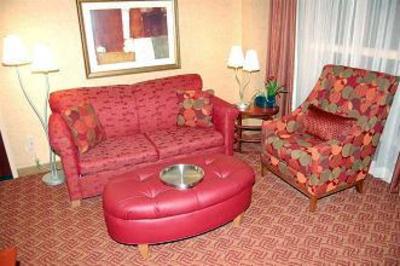 фото отеля Embassy Suites Charlotte - Concord / Golf Resort & Spa