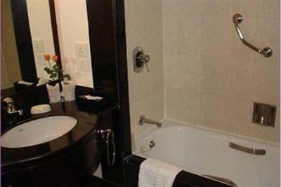фото отеля Royal Orchid Resort Bangalore