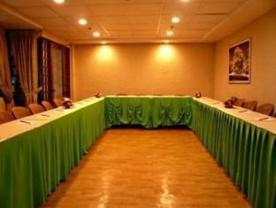 фото отеля Fersal Place Hotel