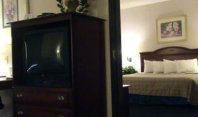 фото отеля BEST WESTERN PLUS McKinney Inn & Suites
