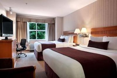 фото отеля Coast Surrey Guildford Hotel