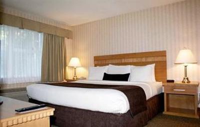 фото отеля Coast Surrey Guildford Hotel