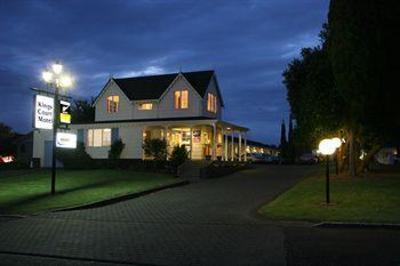 фото отеля Kings Court Motel