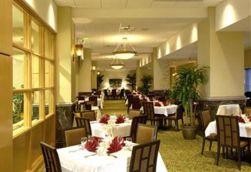 фото отеля Holiday Inn Downtown Everett