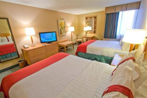 фото отеля Holiday Inn Downtown Everett