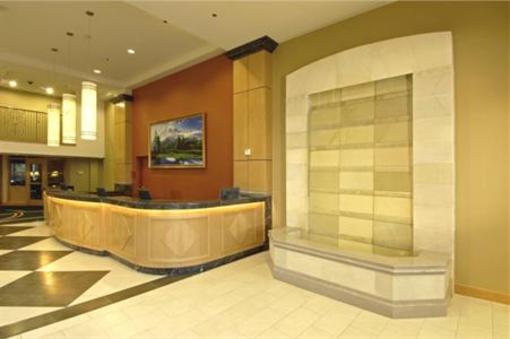 фото отеля Holiday Inn Downtown Everett