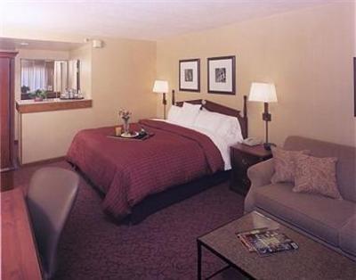 фото отеля Lexington Lansing Hotel