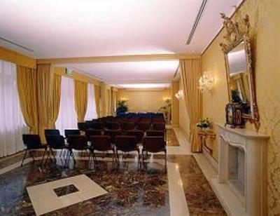 фото отеля Amadeus Hotel Venice