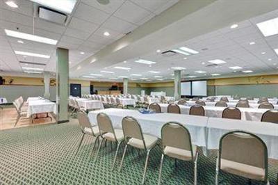 фото отеля Holiday Inn Hotel & Suites Grande Prairie